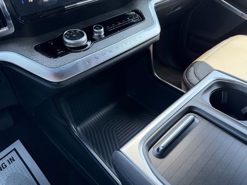 New 2026 Ford Expedition Tremor AWD/4WD image 32