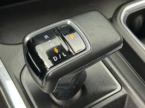 Used 2025 Chevrolet Silverado 1500 LTZ w/ Technology Package RWD image 36
