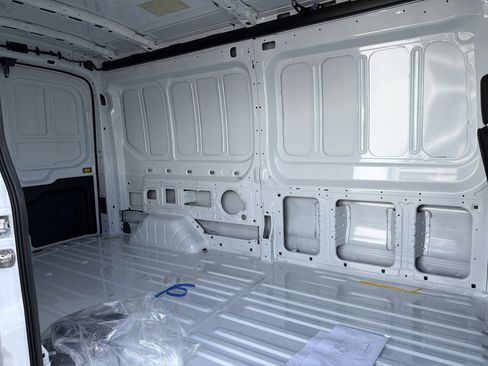 New 2026 Ford Transit 250 148 Medium Roof image 33