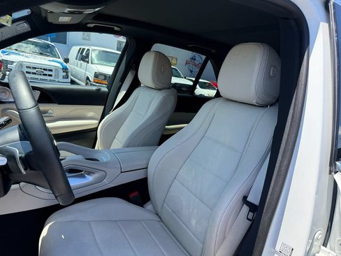 Used 2025 Mercedes-Benz GLE 350 4MATIC image 13