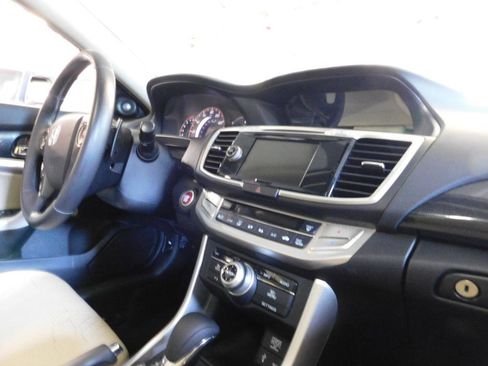 Used 2014 Honda Accord EX-L image 16