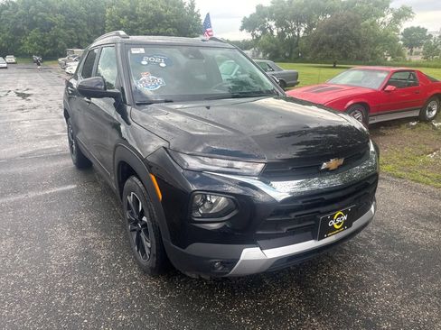 Used 2021 Chevrolet TrailBlazer LT w/ Premium Seating Package AWD/4WD image 6
