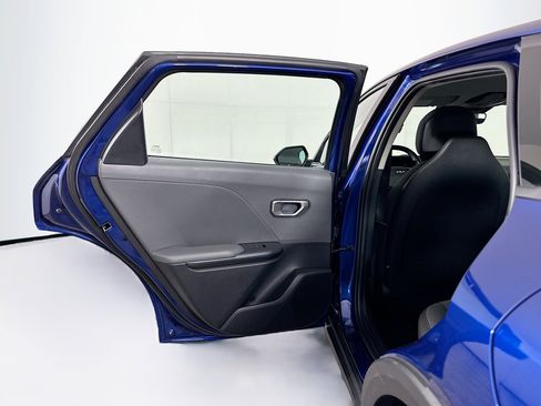 Used 2025 Kia K4 FWD image 25