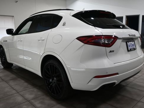 Used 2020 Maserati Levante S image 2