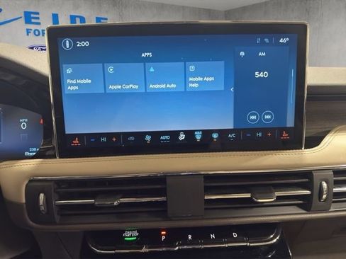 Used 2023 Lincoln Corsair Reserve image 3