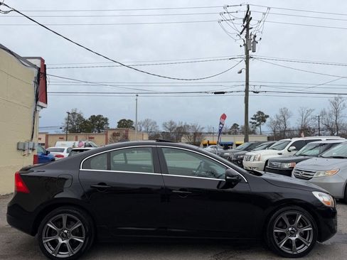 Used 2011 Volvo S60 T6 image 4