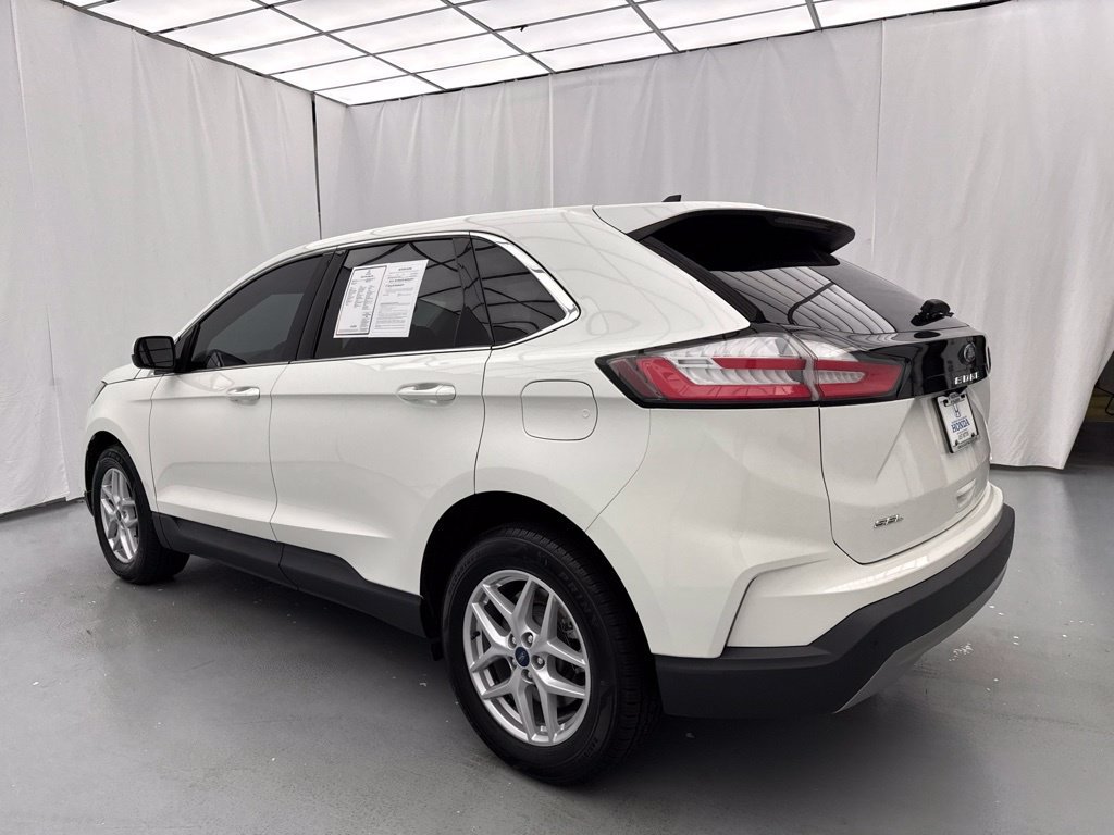 Used 2022 Ford Edge SEL AWD/4WD image 5