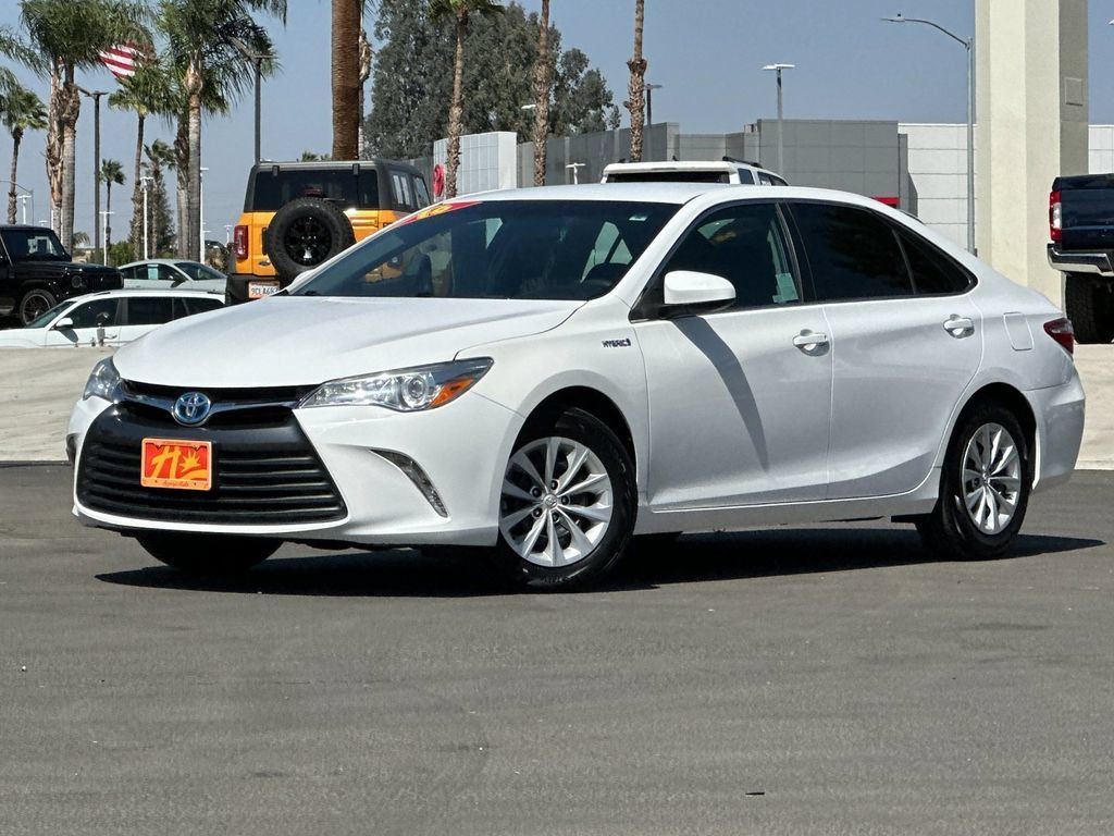 Used 2016 Toyota Camry LE FWD image 7
