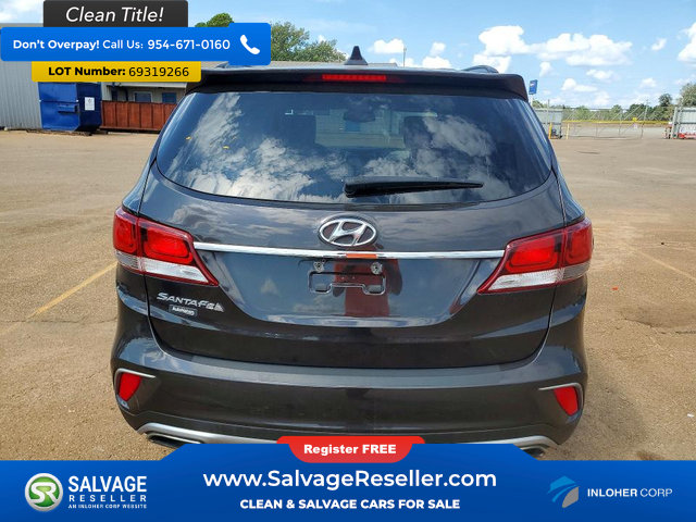 Used 2017 Hyundai Santa Fe SE FWD image 8