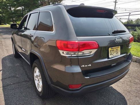 Used 2014 Jeep Grand Cherokee Laredo w/ Quick Order Package 23E AWD/4WD image 6