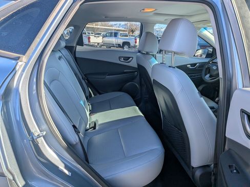 Used 2018 Hyundai Kona Limited image 31