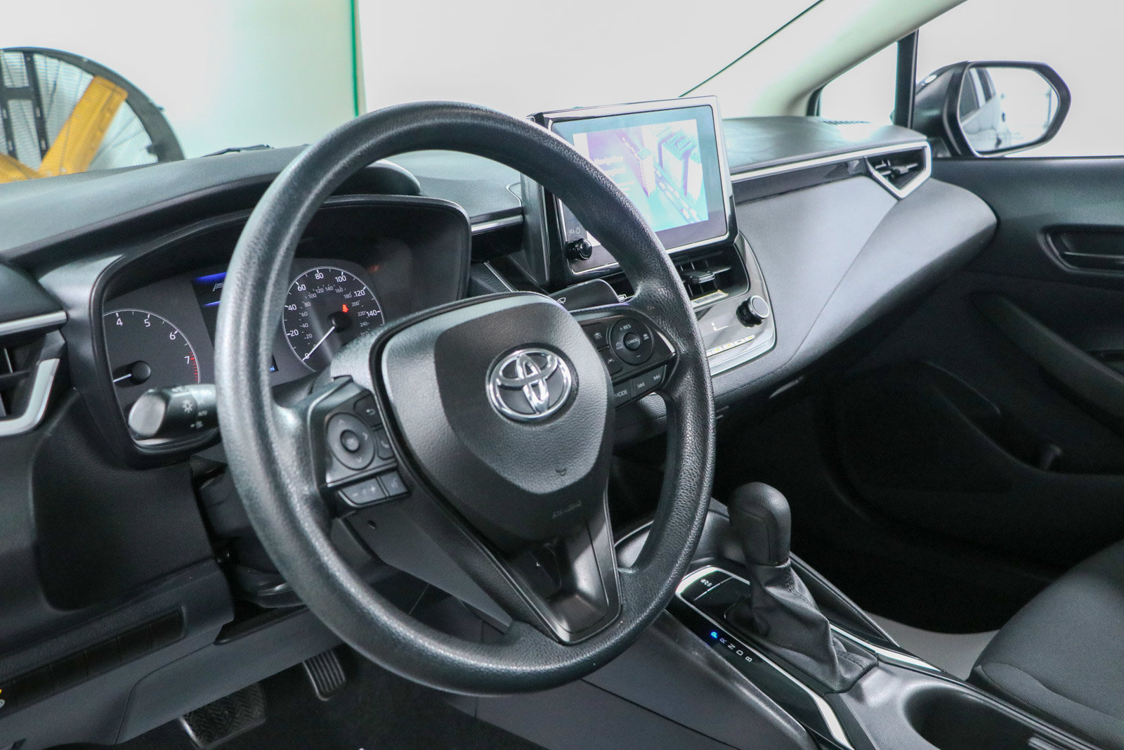 Used 2024 Toyota Corolla LE FWD image 22