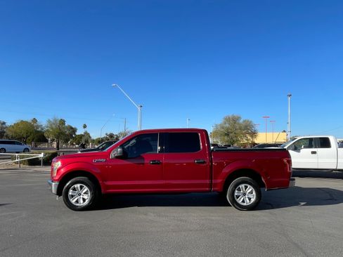 Used 2015 Ford F150 XLT image 2