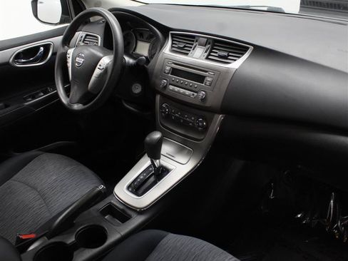 Used 2014 Nissan Sentra SV FWD image 10