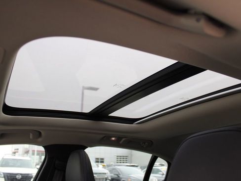 Used 2024 Volvo S60 B5 Plus image 27