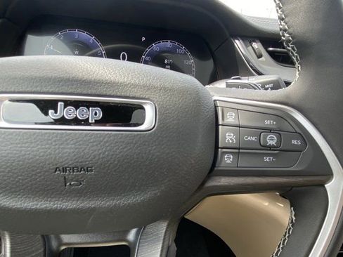 New 2026 Jeep Grand Cherokee Limited AWD/4WD image 25