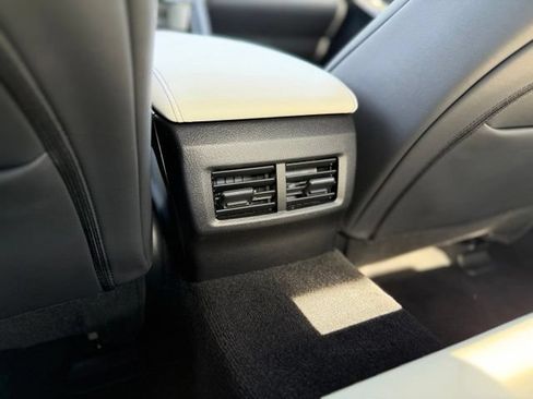 Used 2024 Lexus IS 350 F Sport AWD/4WD image 22