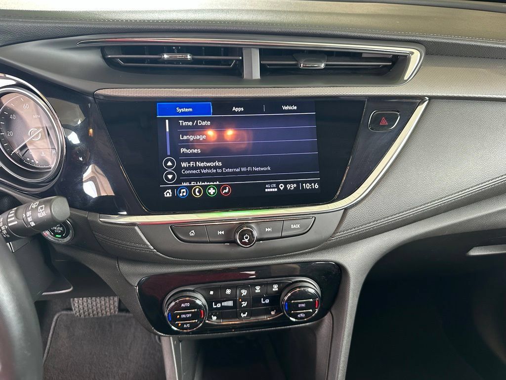 Used 2023 Buick Encore GX Select FWD image 23