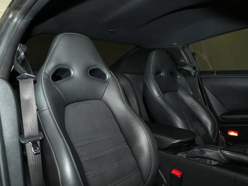 Used 2016 Nissan GT-R Premium AWD/4WD image 58
