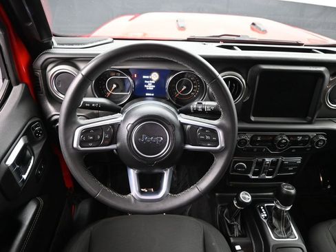 Used 2023 Jeep Wrangler Sahara image 23