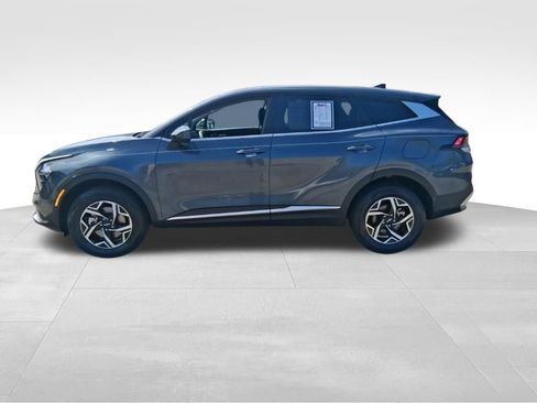 Certified 2023 Kia Sportage LX image 2