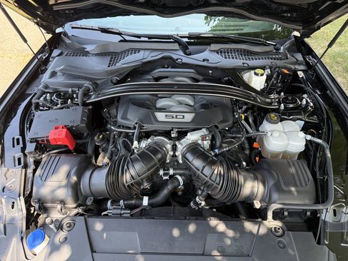 Used 2024 Ford Mustang GT Premium RWD image 33