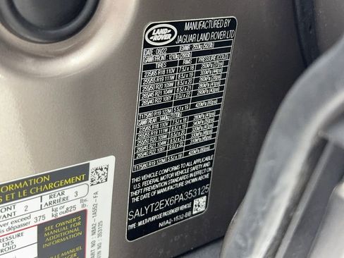 Used 2023 Land Rover Range Rover Velar R-Dynamic S image 56