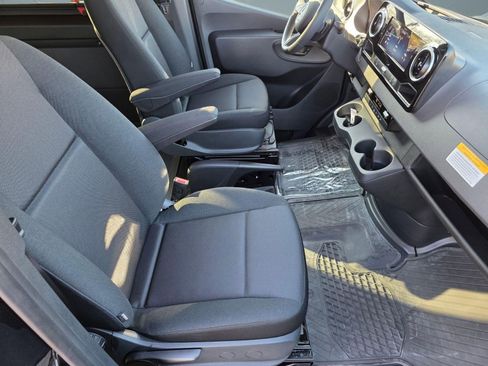 New 2025 Mercedes-Benz Sprinter 3500 image 25