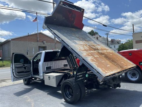 Used 2019 Ford F550 4x4 Regular Cab Super Duty w/ XLT Value Package image 28
