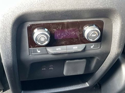 New 2026 Chevrolet Traverse RS image 17