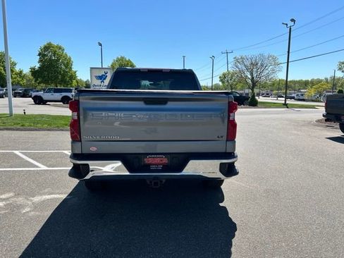 Used 2021 Chevrolet Silverado 1500 LT AWD/4WD image 6