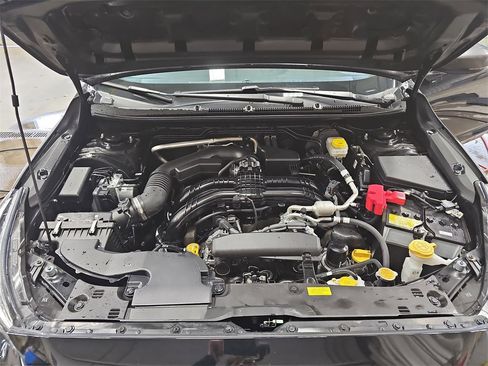 Used 2024 Subaru Crosstrek 2.0i Premium image 29