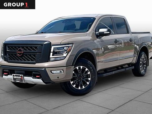 Used 2023 Nissan Titan PRO-4X w/ Pro-4x Convenience Package AWD/4WD image 1