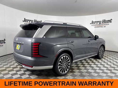 Used 2026 Hyundai Palisade Calligraphy FWD image 6