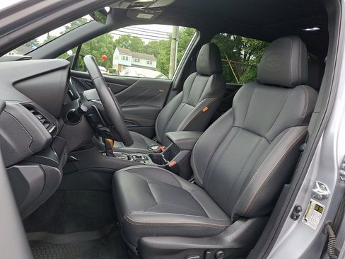 Used 2025 Subaru Forester Wilderness w/ Convenience Package AWD/4WD image 24