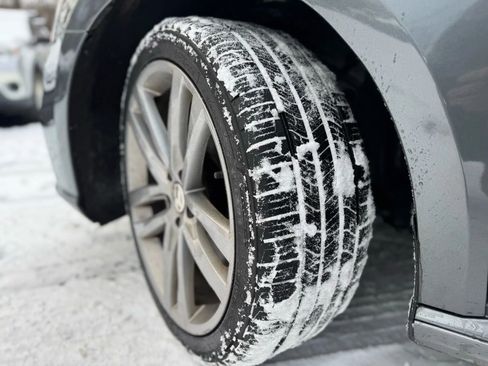 Used 2017 Volkswagen Passat 1.8T R-Line w/ R-Line Lighting Package image 13