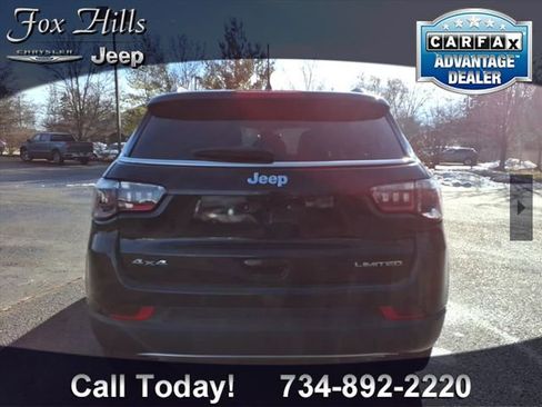 Used 2023 Jeep Compass Limited AWD/4WD image 7