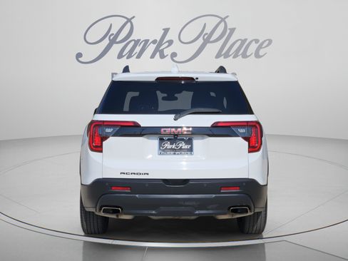 Used 2022 GMC Acadia SLE w/ Elevation Edition FWD image 4