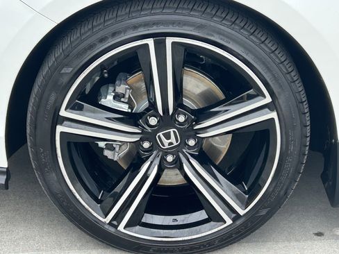 Certified 2025 Honda Accord Sport image 7
