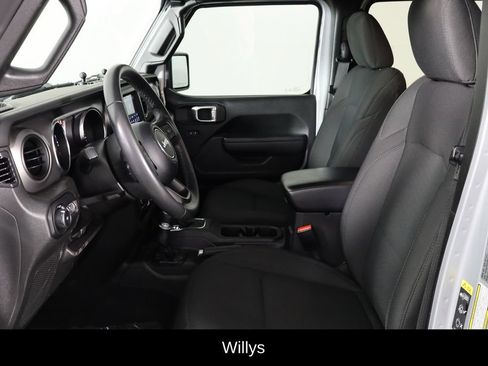 Used 2022 Jeep Wrangler Unlimited Sport AWD/4WD image 14