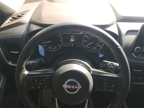 Used 2023 Nissan Rogue SV w/ SV Premium B Package image 21