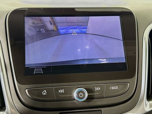 Used 2020 Chevrolet Equinox LT AWD/4WD image 24