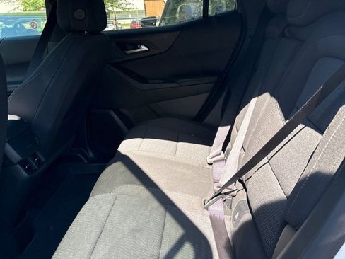 Used 2026 Chevrolet Equinox LT FWD image 3