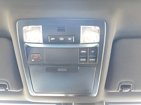 Used 2022 Toyota Tacoma TRD Sport w/ TRD Premium Sport Package image 34