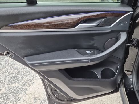 Used 2024 BMW X4 xDrive30i image 17