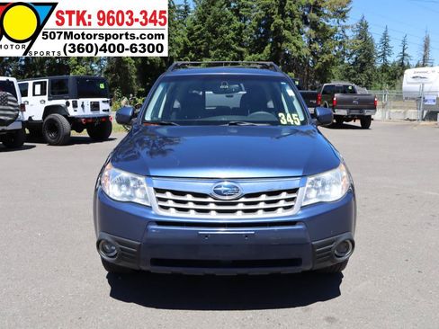 Used 2011 Subaru Forester 2.5X Limited AWD/4WD image 11