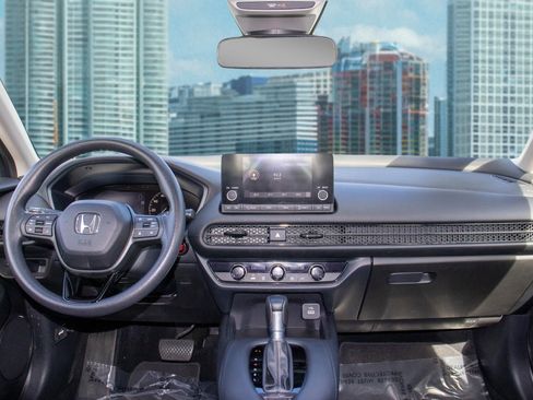 Certified 2024 Honda HR-V LX image 18