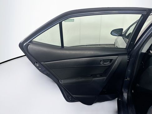 Used 2019 Toyota Corolla LE image 25