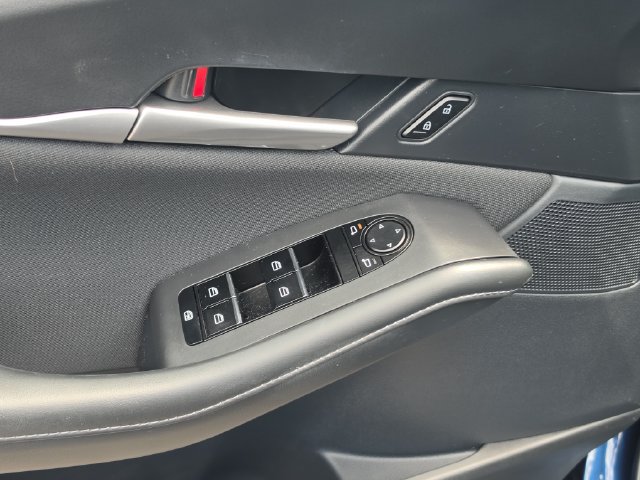 Used 2025 MAZDA CX-30 AWD 2.5 S image 13