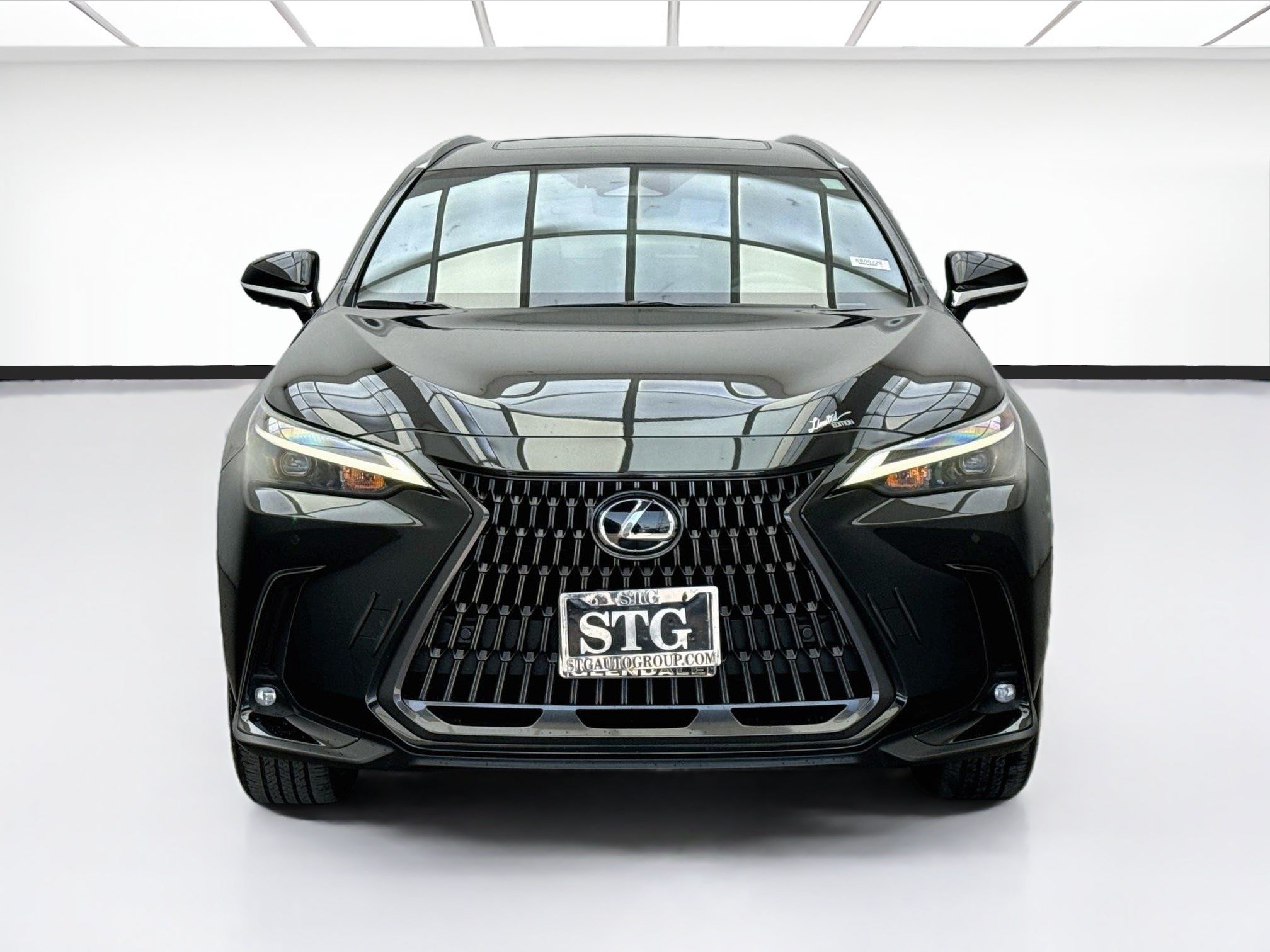 Used 2024 Lexus NX 350h AWD image 2